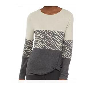Chance or Fate Juniors S Animal Print Twist Front Long Sleeve Colorblock Sweater
